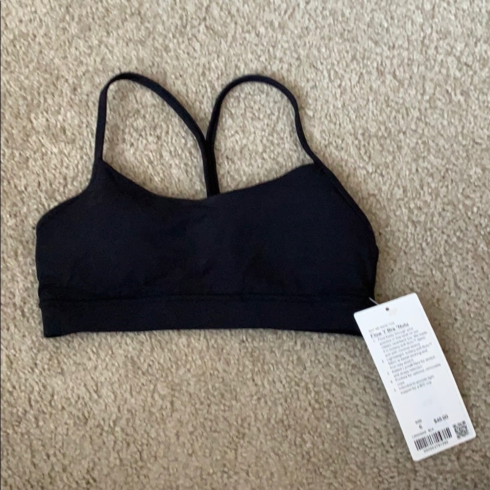 Brand new Lululemon Flow Y Sports Bra